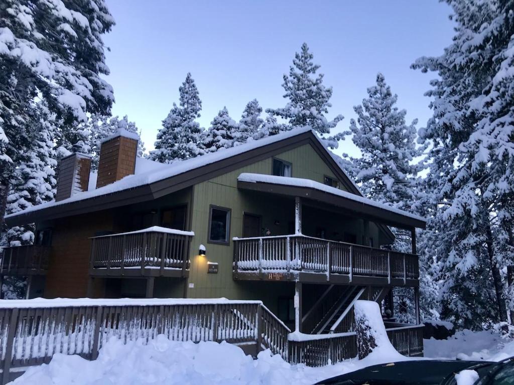 Cozy Condo Walking Distance To Village And Gondola W/ Pool/ Jacuzzi Sleeps 4. Mammoth Lakes Exterior foto